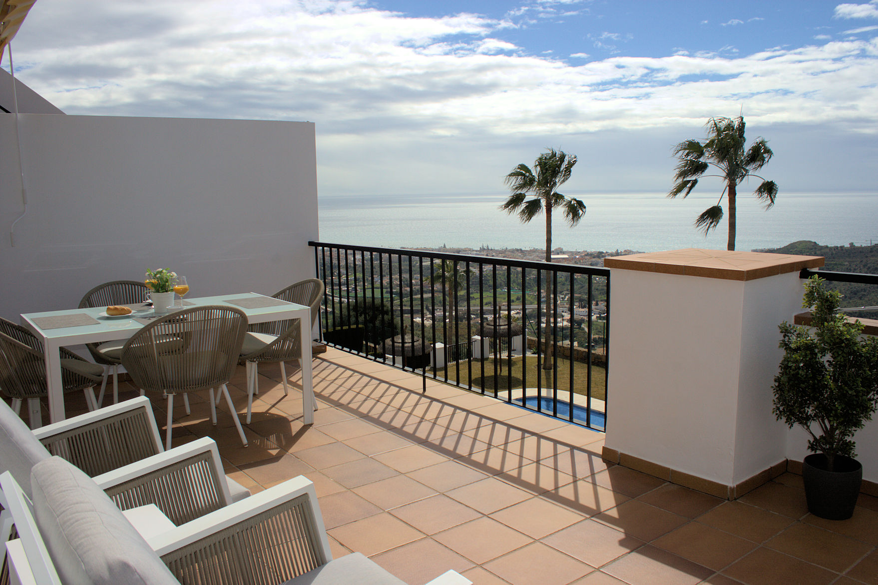 Penthouse apartment for rent in Rincón de la Victoria